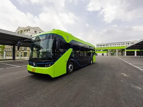 Hà Nội đề xuất thí điểm thêm 09 tuyến buýt điện