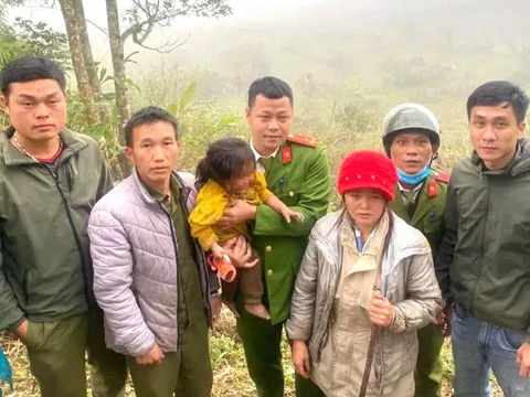 Bé gái 2 tuổi mất tích bí ẩn khi chơi ở nhà ông bà ngoại, 1 ngày sau được tìm thấy ở nơi không ngờ