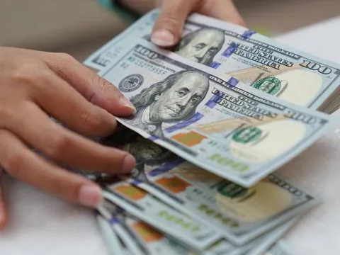 Tỷ giá USD hôm nay 18/1: Duy trì đà tăng