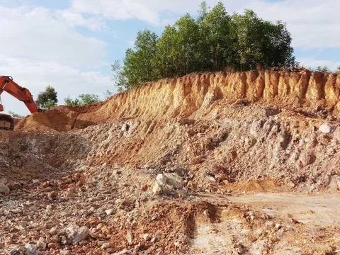 7 mỏ khoảng sản ở Thừa Thiên-Huế vừa được 6 doanh nghiệp đấu giá