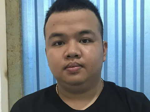 Bắt đối tượng giả danh Công an, mua bán trái phép nhiều tài khoản ngân hàng