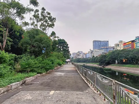 Hà Nội đồng ý chủ trương tổ chức làn đường dành riêng cho xe đạp ven sông Tô Lịch