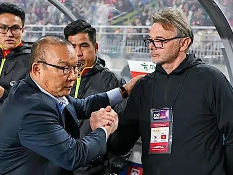 Lời nói sòng phẳng của HLV Park Hang Seo có khiến ông Troussier giật mình?
