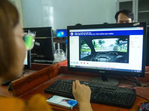 Bộ GTVT trả lời về đề nghị bỏ thi GPLX bằng phần mềm mô phỏng