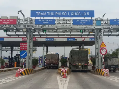 Từ 1/2, ô tô sẽ nộp phí đường bộ theo chu kỳ kiểm định