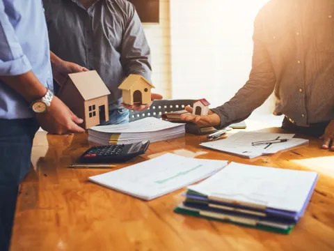 Chia tài sản trong trường hợp vợ chồng sống chung với gia đình như thế nào?