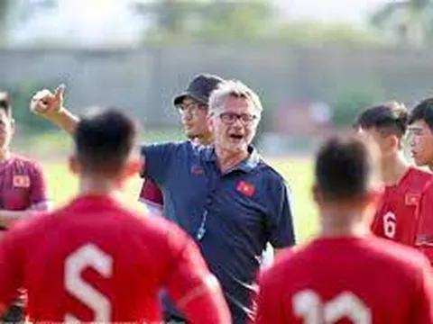 Tuyển Việt Nam chính thức bị Thái Lan vượt mặt, xếp hạng 105 FIFA