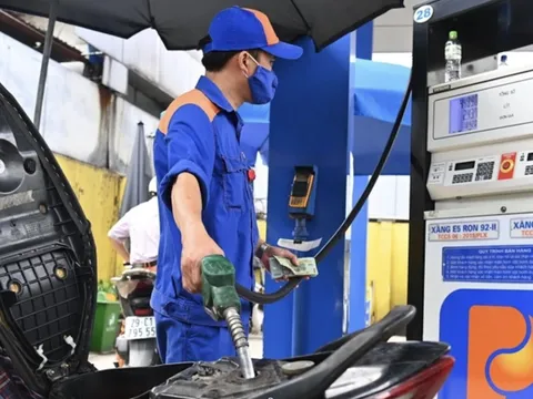 Giá xăng đồng loạt tăng sau kỳ nghỉ Tết Giáp Thìn 2024, sát 24.000 đồng/ lít