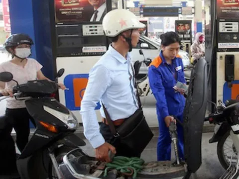 Giá xăng dầu hôm nay 18/2: Chốt tuần tăng mạnh