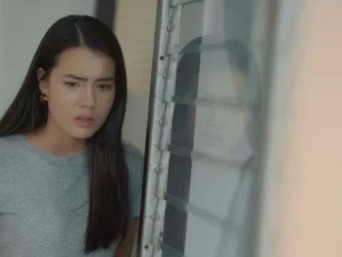 Qua đêm ở nhà bạn trai, rạng sáng nghe tiếng gõ cửa dồn dập, tôi hóa đá khi thấy người đứng bên ngoài