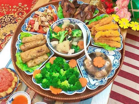 Mâm cúng và bài khấn Rằm tháng Giêng chuẩn chỉnh nhất
