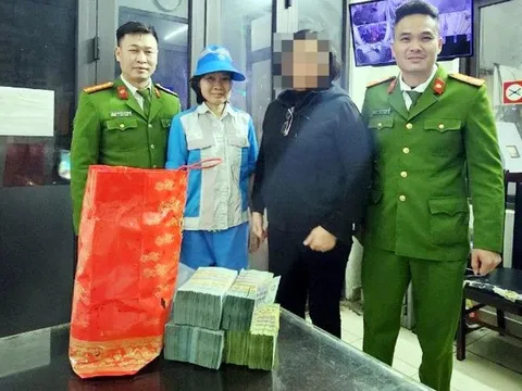 Người đàn ông 'vứt' 1,17 tỷ đồng vào thùng rác và cuộc tìm kiếm thần tốc ngay trong đêm