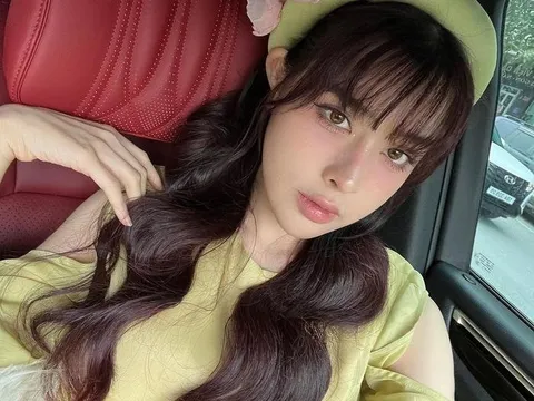 Bạn gái tin đồn của Vũ Văn Thanh sở hữu nhan sắc nóng bỏng như người mẫu