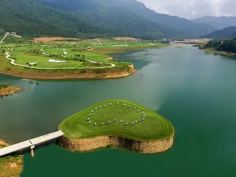 Chủ đầu tư sân golf Thanh Lanh "ôm" hàng trăm ha đất nhưng nộp thuế... nhỏ giọt