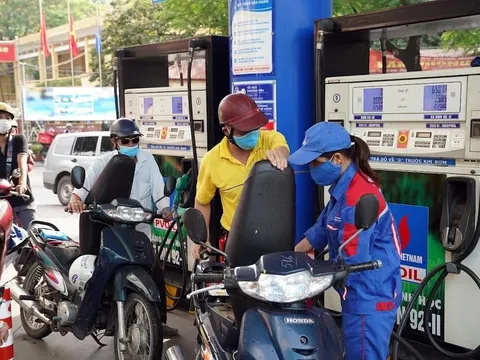 Tổng cục Thuế yêu cầu thành lập đoàn kiểm tra việc xuất hóa đơn bán lẻ xăng dầu