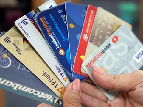 Vụ nợ xấu hơn 8,8 tỷ đồng: Khách hàng cần hiểu rõ khi sử dụng thẻ tín dụng