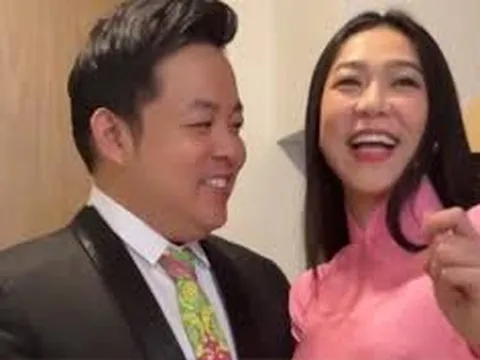 Xuất hiện hình ảnh Hà Thanh Xuân và Quang Lê đã tổ chức lễ ăn hỏi tại Mỹ?
