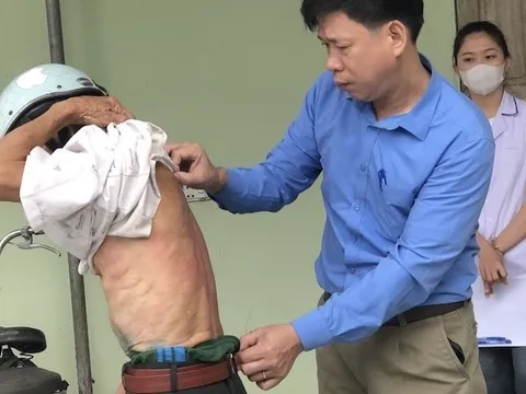 Thanh Hóa: 43 người cùng xóm bị sẩn ngứa kéo dài chưa rõ nguyên nhân