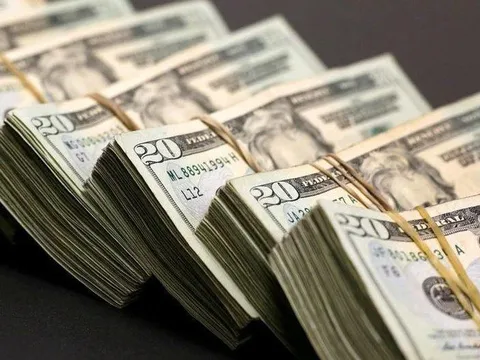 Tỷ giá USD hôm nay 12/4: Nhích nhẹ trước khả năng tăng lãi suất thấp dẫn