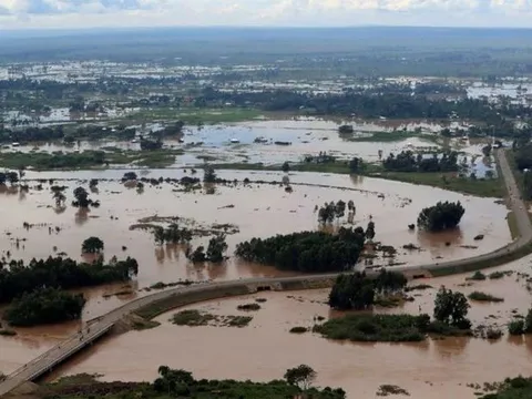 Kenya: Mưa lớn và lũ quét hoành hành, khiến ít nhất 13 người thiệt mạng