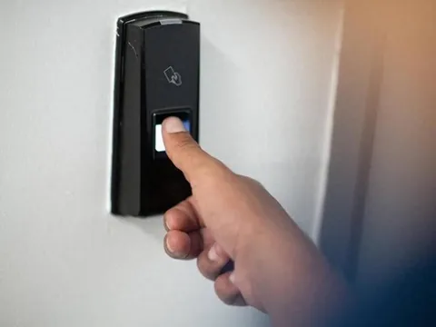 Tại sao ngày càng nhiều người không dùng khóa vân tay? Đây là 3 lý do