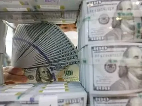 Tỷ giá USD hôm nay 19/4: Tiếp tục đi lên