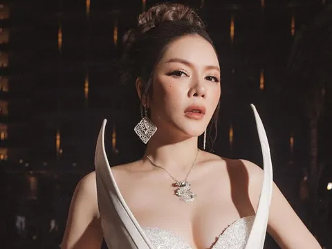 Hai viên kim cương của Lý Nhã Kỳ trị giá hơn 1000 tỷ