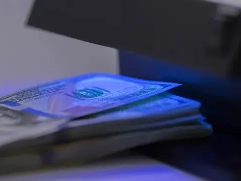 Tỷ giá USD hôm nay 26/4: Đảo chiều sau báo cáo kinh tế của Mỹ