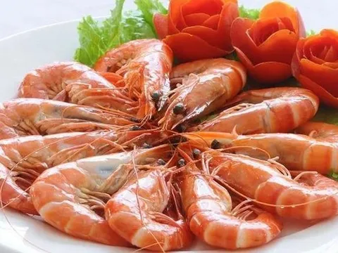 Không nên ăn 3 bộ phận này của tôm vì chứa đầy ký sinh trùng