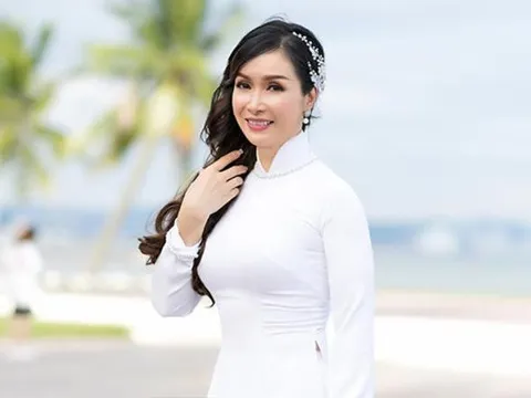 Hoa hậu Việt thấp nhất lịch sử, cuộc sống viên mãn nhiều người ước ao