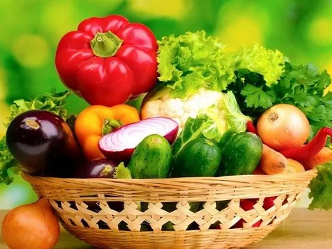 Những loại rau củ ăn sống sẽ tốt hơn cho sức khỏe