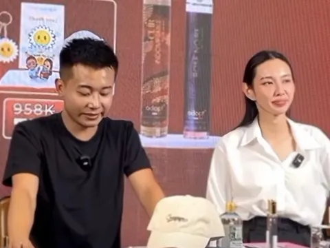 'Thuyền' Quang Linh - Thuỳ Tiên 'dậy sóng' với những màn tương tác ngọt như mía lùi