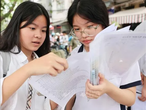 Tuyển sinh lớp 10 tại Hà Nội: Các điểm thi sẵn sàng ứng phó với mưa lớn trong môn thi cuối cùng