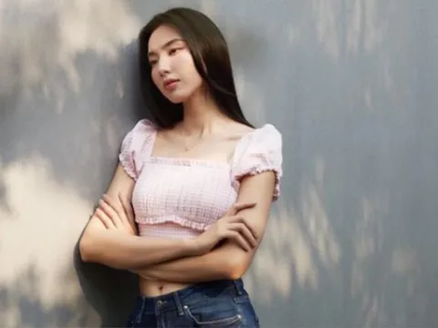 Hoa hậu Thùy Tiên thông báo chia tay