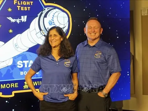 NASA sẽ đưa 2 phi hành gia mắc kẹt trở về như thế nào?