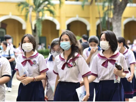 Sáng nay thí sinh làm bài thi tốt nghiệp THPT 2024 môn đầu tiên