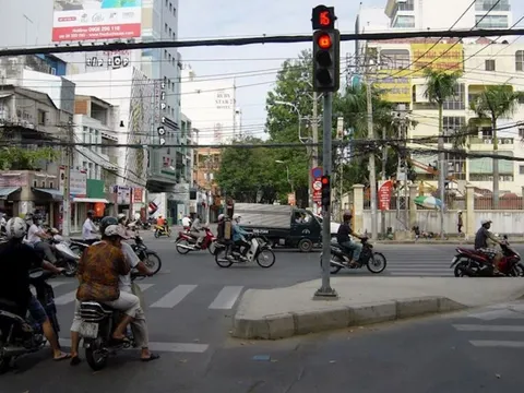 TPHCM thí điểm bỏ đếm giây trên đèn giao thông
