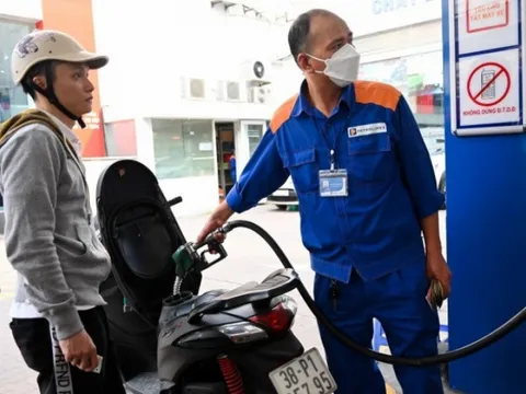 Giá xăng dầu hôm nay 8/7: Ít biến động phiên đầu tuần