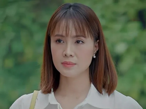 Bị chê diễn xuất một màu, Hồng Diễm có phản ứng gây bão