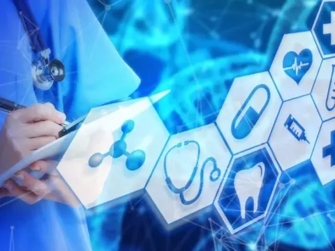 Người dân Hà Nội có thể tự đến trạm y tế để khởi tạo hồ sơ sức khỏe điện tử