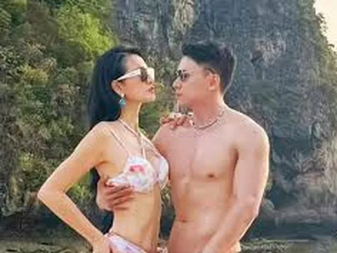 Siêu mẫu Anh Thư tức giận khi bị chê ảnh chụp với 'bạn trai' giống hai mẹ con