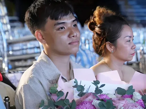 Tình trạng quan hệ giữa Hoa hậu Ý Nhi và bạn trai Anh Kiệt