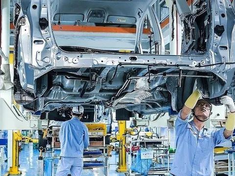 Bộ Tài chính đề xuất không giảm 50% phí trước bạ ô tô
