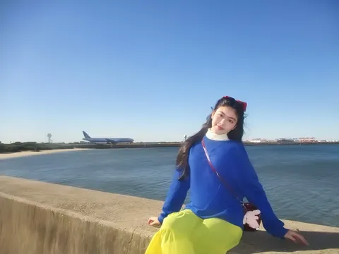 Lọ Lem nhà Quyền Linh 'cosplay' Bạch Tuyết
