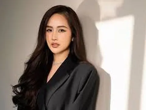 Mai Phương Thúy vỡ kế hoạch kết hôn, muốn sinh con sớm