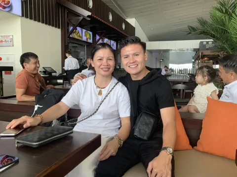 Mẹ Quang Hải mong con trai ở gần nhà để chăm lo cho gia đình