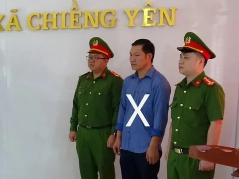 Sơn La: Bắt nguyên Chủ tịch UBND xã về tội giả mạo trong công tác