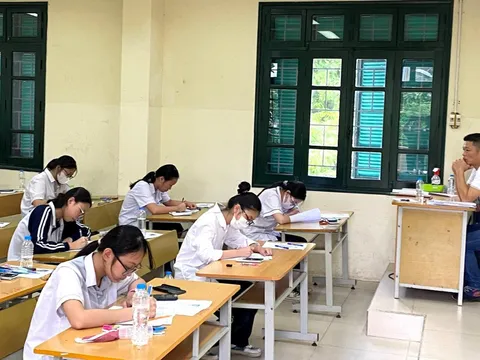 Không dùng tác phẩm trong sách giáo khoa làm đề kiểm tra môn Ngữ văn từ năm học 2024-2025
