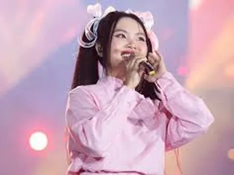 Hát ca khúc mới, Phương Mỹ Chi khiến dân mạng 'than trời'