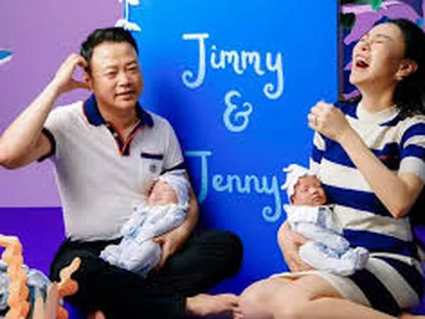 Phương Oanh 'cười bể bụng' vì hành động bối rối của Shark Bình